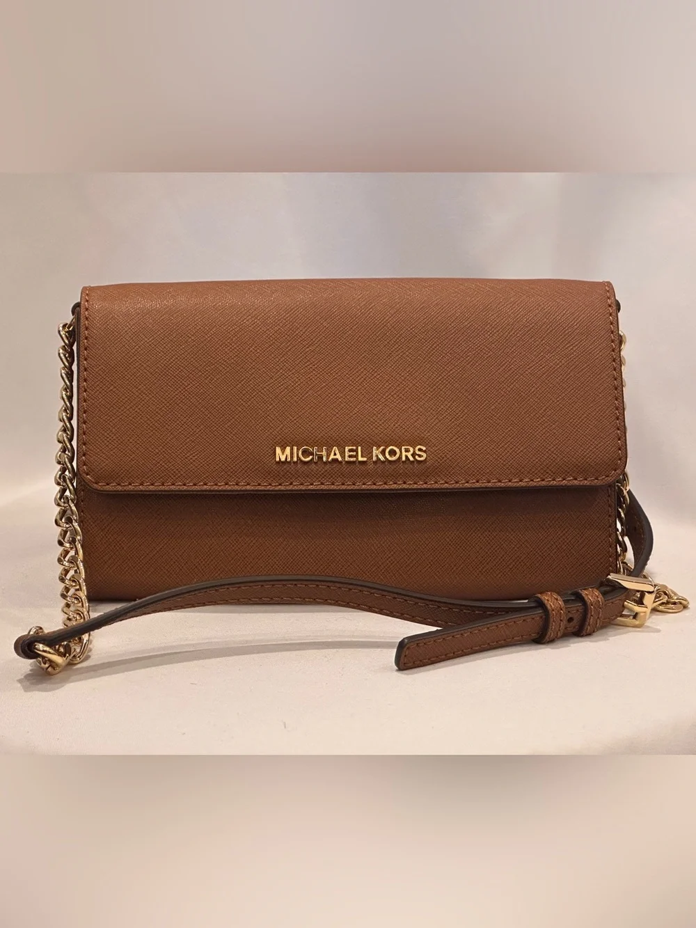 Michael Kors Brown Saffiano Leather Crossbody Wallet/ NWOT